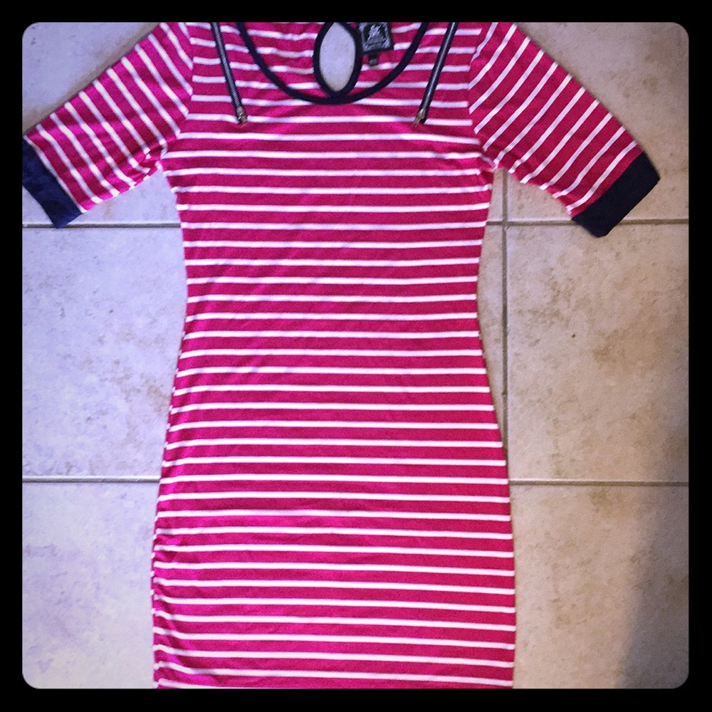 Preppy bodycon dress!!